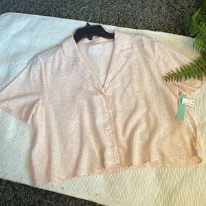 NWT Pink and White Abound Cropped Blouse